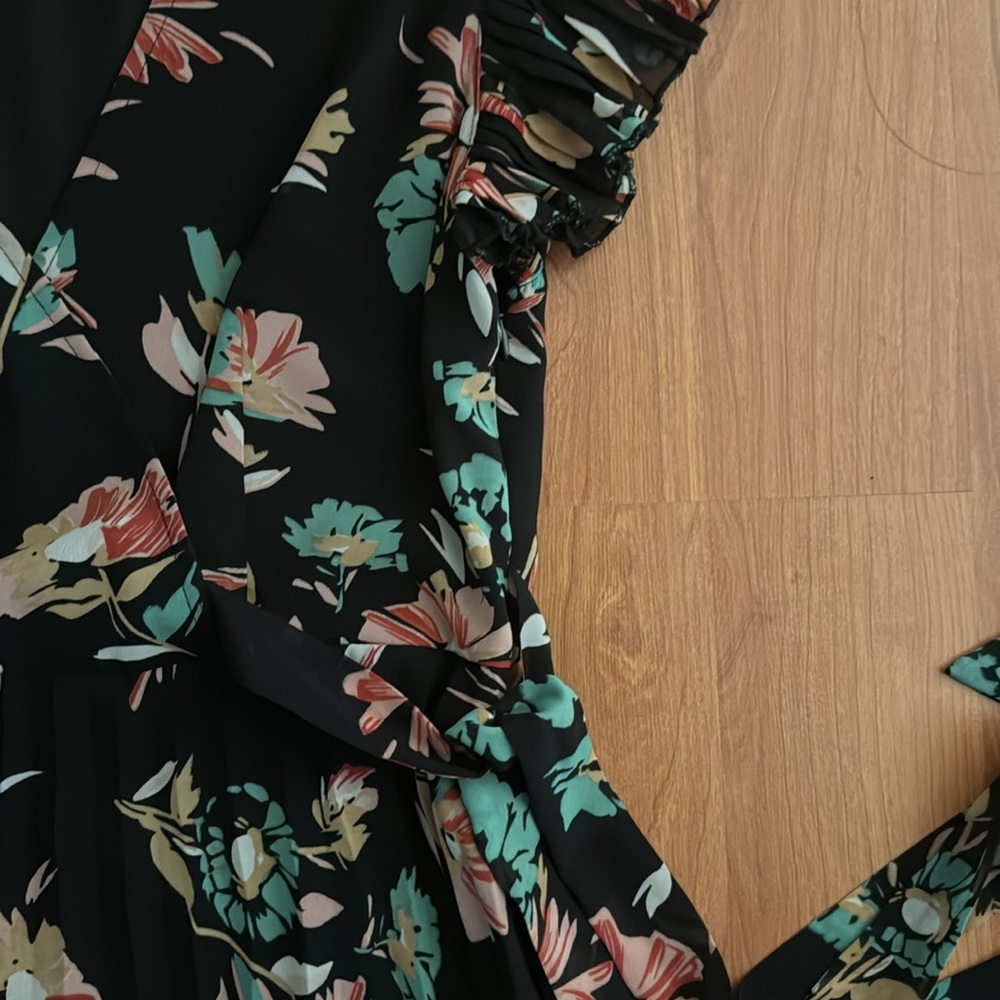 ASOS Black Floral Maxi Dress - Picture 3 of 3